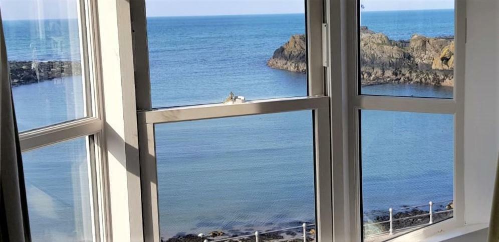 The Harbour House Sea Front Hotel Portpatrick Extérieur photo